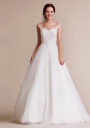 Νυφικό Lilly Collection 2018